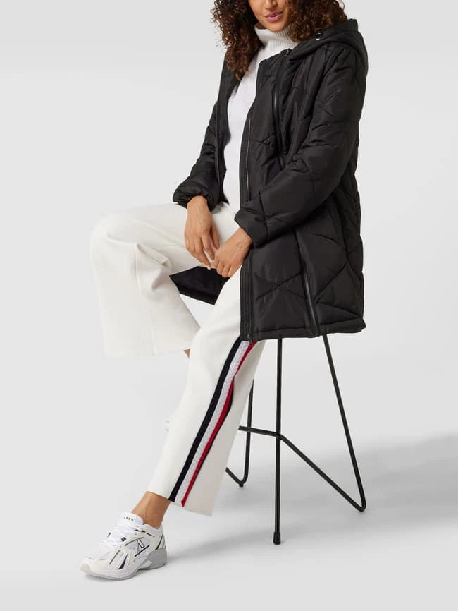 Mamalicious Umstands-Steppmantel Mit Kapuze - Schwarz 1 Mamalicious Umstands-Steppmantel Mit Kapuze - Schwarz