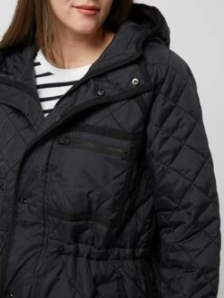 Second Female Steppmantel Mit Kapuze Modell 'Prudence' - Schwarz -WINTERMÄNTEL Verkaufs-Shop 6134oda2alb4gc2ca4p4ac2kal344hi4ap24ukpm90rk8e1o9p84ggpj6gr58gq68d9j4e1n6gq3iji69oo32p1k64sj0cpocli30d1k74r38ob3c9h64cj2climac35cor3adg