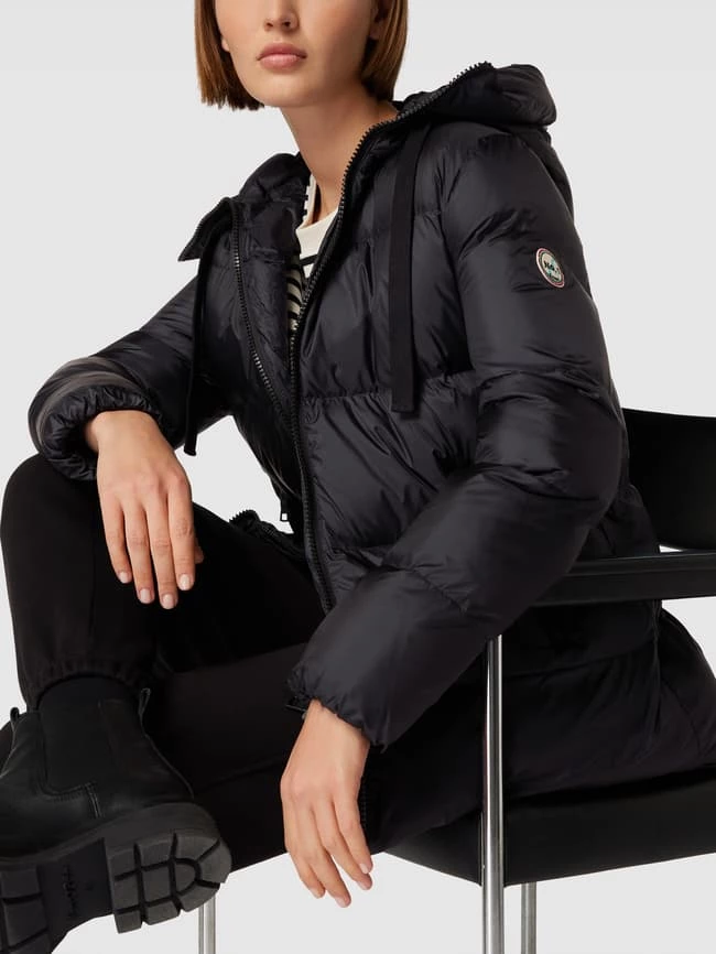 No.1 Como Steppmantel Mit Kapuze Modell 'LEONIE' - Schwarz 3 No.1 Como Steppmantel Mit Kapuze Modell 'LEONIE' - Schwarz – Bild 3