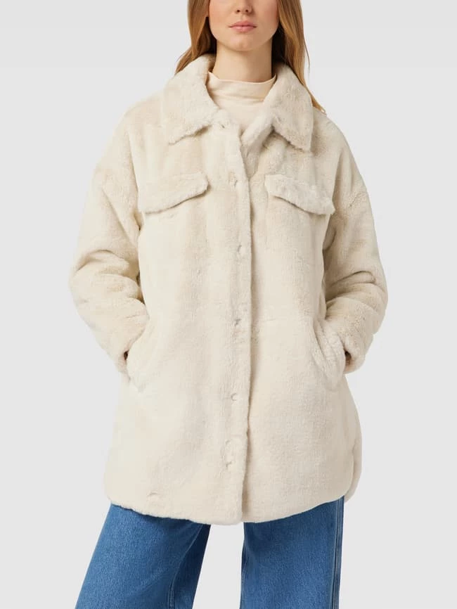 Only Mantel In Fell-Optik Modell 'VIDA' - Beige 4 Only Mantel In Fell-Optik Modell 'VIDA' - Beige – Bild 4