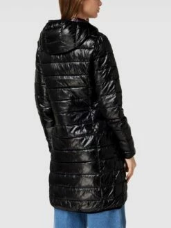 Q/S Designed By Steppmantel Mit Label-Patch - Schwarz -WINTERMÄNTEL Verkaufs-Shop 65546gqm85a38c9ma93l0dib9gr38jqj952koki368p5ci218sr32ia7a0oj4dqba9b5adqg6t33eea68p3m8e1occqj2e1i6kr3aopk6so3cohicli3gdr470rj6oph65hj2cg