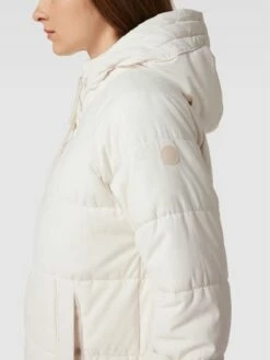 Q/S Designed By Steppmantel Mit Kapuze - Ecru 7 Q/S Designed By Steppmantel Mit Kapuze - Ecru -WINTERMÄNTEL Verkaufs-Shop 65a4ggif8sok4hhl8kokakqa6t5j0k29996l2e239ss4ed9o6p8ksha68l6l0iph6523cjag8t334ea59go68chpc8p6ap9ocdj30e1k6gojaob4c9hj4e356hj62d1m6gsj8cg