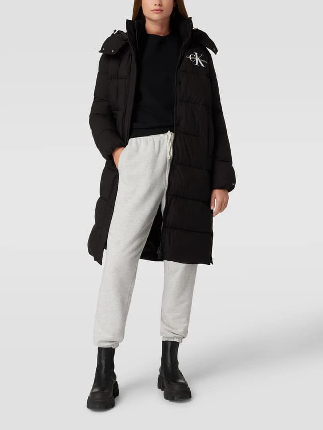 Calvin Klein Jeans Steppmantel Mit Abnehmbarer Kapuze - Schwarz 1 Calvin Klein Jeans Steppmantel Mit Abnehmbarer Kapuze - Schwarz