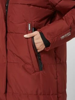 Khujo Steppmantel Mit Kapuze Modell 'Soulani' - Bordeaux Rot -WINTERMÄNTEL Verkaufs-Shop 6gq4mipp9t730ji5ap14ucq1ah34qk2i74okuli78pak8gid8p536e238spjckif8t65cgpnaosl8ii8893jcd3461i3ecpic4qjcphk64s6ce1g6di3ip9g65i34cr474q6ce8