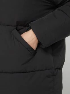 EMBASSY Steppmantel Mit Kapuze Modell 'Elphin' - Schwarz -WINTERMÄNTEL Verkaufs-Shop 6ko42gi89l34qd9oa0q4ciq59d7lchaf88rl2d22ah7j6gi89t44ih1ia90jcca684r30ji4a0p4ekhgal3jaohj6sr62cr66som6d1k6kq68e336opj4cr26cp6cd1kccrjcp0