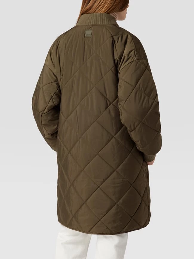 Marc O'Polo Denim Steppmantel Mit Label-Detail - Khaki 5 Marc O'Polo Denim Steppmantel Mit Label-Detail - Khaki – Bild 5