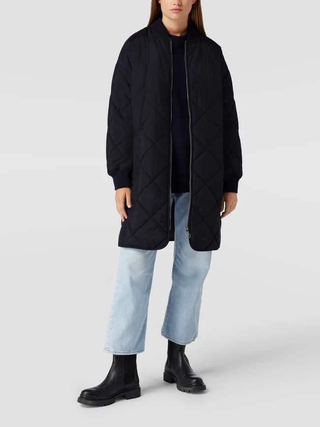 Marc O'Polo Denim Steppmantel Mit Label-Detail - Marineblau 1 Marc O'Polo Denim Steppmantel Mit Label-Detail - Marineblau