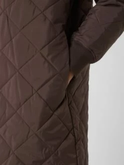JC Sophie Steppmantel Mit Stehkragen Modell 'Paige' - Schokobraun -WINTERMÄNTEL Verkaufs-Shop 71636ka49l9kkji4a8o4ac9o8l8kqla191244ia590qj6c2j65754ka464qj8gho8t138g9na8r32da49so30chg75i3gdj26ti6cd1k74om6e35cgsj0ob270o3ao9ic4pm6oo