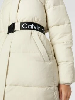 Calvin Klein Jeans Steppmantel Mit Label-Print Modell 'WAISTED' - Offwhite -WINTERMÄNTEL Verkaufs-Shop 717l4khh910k6kpl65150d27ad9kmh1pad4j0dq26l43icida0pkakq19974ue1l8gskue228gpkok2i94o3aeb46ti3cpb2cos66dpk70q62ohkc4s68pb671h62opjchh38pg