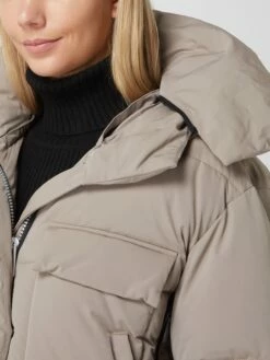 Freaky Nation Steppmantel Mit Abnehmbarer Kapuze Modell 'Winter Holiday' - Taupe -WINTERMÄNTEL Verkaufs-Shop 719j0l21a10kajie8514sdig9914aeaaa14kidqd9cq4gli16564kiqb8sokaki5a8rkgga2956jeeadap3jeopj74qj0cj5ccr66ohk6co64e33c4s68pj564rj0dhlccr3gc0