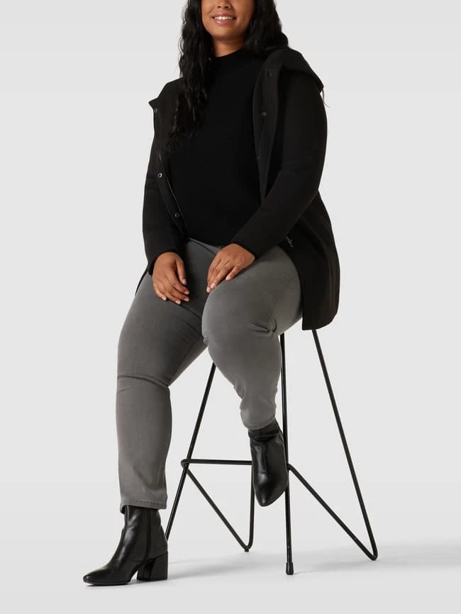 ONLY CARMAKOMA PLUS SIZE Mantel Mit Kapuze Modell 'CARSEDONA LIGHT COAT' - Schwarz 1 ONLY CARMAKOMA PLUS SIZE Mantel Mit Kapuze Modell 'CARSEDONA LIGHT COAT' - Schwarz