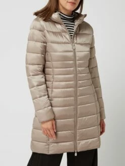 SAVE THE DUCK Steppmantel Mit Wattierung Modell 'Camille' - Wasserabweisend - Sand 8 SAVE THE DUCK Steppmantel Mit Wattierung Modell 'Camille' - Wasserabweisend - Sand -WINTERMÄNTEL Verkaufs-Shop 84rjehae6l2kml296h44mlaf8krjgiq49d446e1n9os4icala8oj6j26615k6cim6p150k9l8db4uk2ha4o34d1ocdj3ee1mclgjgopk61i3coj6c9j3ad31c9hmceb6chh62e0