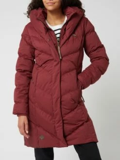 Ragwear Steppmantel Mit Kapuze Modell 'Natalka' - Bordeaux Rot -WINTERMÄNTEL Verkaufs-Shop 84sj4li469642ghp8h130j9i8go56ja16574kdaj9sp46gqh6ool8d1i6gqlcl21al4kolhj85b4ukaj913j0o9l70sm2e9l6com2p1k6co3cob5cdj62oj6ckq34dr270sjadg