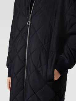 Marc O'Polo Denim Steppmantel Mit Label-Detail - Marineblau 7 Marc O'Polo Denim Steppmantel Mit Label-Detail - Marineblau -WINTERMÄNTEL Verkaufs-Shop 854kucpj619jgkq79t6l8kqe6ks4qc9p9p44eki494okuj2590rjak276d952l9g84sk4chk6l74ah9l853j8p1ic8q36d9pcoqj8o9k64q62oj5ccp3echo6dgm8cpm6cq38p0