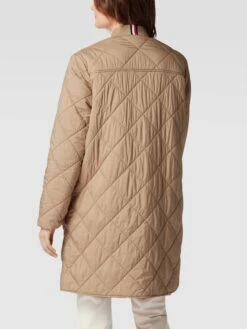 Tommy Hilfiger Steppmantel Mit Label-Stitching - Beige -WINTERMÄNTEL Verkaufs-Shop 8cok8chg61246i9l6l4l6lae8d0jah2a9p2lajq58p8j2kaj9t744haaa9642k2m997j0i9g74s38hacaco6cc9mc8r32dhk6gqm8e9kc4sj4ohi65hm8dpl6lhj6cj665gm6do