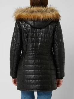 Cabrini Parka Aus Lammnappa - Schwarz 9 Cabrini Parka Aus Lammnappa - Schwarz -WINTERMÄNTEL Verkaufs-Shop 8d830e2cadaj0h2k8h232h21a12jaci86cq4sl29a96j8jpi959jejhi70ojehah7134cealap84ui2g6go36c1mc4qj6c1kchgm6d9kcgsm2e1kcksjicpjclgj8pj3cli64pg