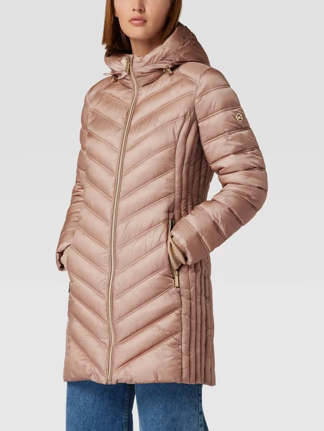 MICHAEL Michael Kors Steppmantel Mit Label-Detail Modell 'LONG' - Beige 4 MICHAEL Michael Kors Steppmantel Mit Label-Detail Modell 'LONG' - Beige – Bild 4