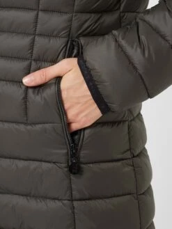 Frieda & Freddies Steppmantel Mit Abnehmbarer Kapuze - Dunkelgrün -WINTERMÄNTEL Verkaufs-Shop 8l2k2da36t154kah6t546ghja8s56hij64rjek1h9hb52dqial94igq870p3ijajacp4mhho8co46iae753m6d356osjcpj46pj6cd9kc8o3ao9ic4s6ap3160q6cc9pchj68dg