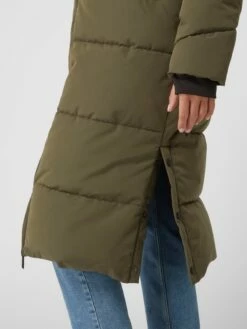 With Black Steppmantel Mit Kapuze Modell 'Glorian' - Olivgrün -WINTERMÄNTEL Verkaufs-Shop 8l6kcd9ma52j4gi29l4l6k1h618jedhi8d5kad2b94q58dhg99544l2k6cpkicpk8p4kili86d4k6d1g88o6cchkcgo34ohgchj34phk6sq64e32clj62p1m6gsjid1h71ijee0