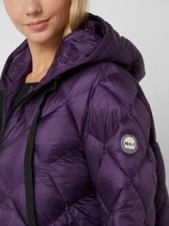No.1 Como Steppmantel Mit Wattierung Modell 'Tiziana' - Lila -WINTERMÄNTEL Verkaufs-Shop 8l9kie9naos4gkq58975aj1j9p1k2j2m74p38i9lags4kg9l9tak4hib9l9k4j1l6ta30l2iad6j6c9h6l3m2oj46kqj8phkcoqj6p9k6kq3gohi6sq32e1mcos3gchmc4s3aoo