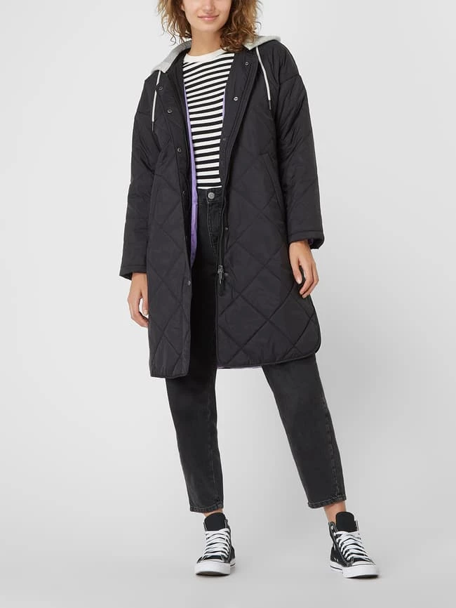 Edc By Esprit Steppmantel Mit überschnittenen Schultern - Schwarz 1 Edc By Esprit Steppmantel Mit überschnittenen Schultern - Schwarz