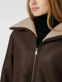 Mango Mantel Mit Teddyfell-Kragen Modell 'RULO' - Mittelbraun 7 Mango Mantel Mit Teddyfell-Kragen Modell 'RULO' - Mittelbraun -WINTERMÄNTEL Verkaufs-Shop 8p4kmcq8ah23ili89cr4ei1o9d53cl9nalb4eiqi994j2hpi6t450hpm950j4e2d6pajekaf8gqkciakago30phk6hi3ec9l6oo66e9k6ss64e9mccrm6c3470s36pb668qjidg