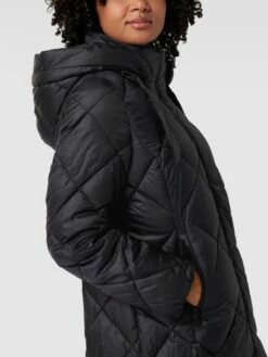 Gerry Weber Edition Steppmantel Mit Zweiwege-Reißverschluss - Schwarz 7 Gerry Weber Edition Steppmantel Mit Zweiwege-Reißverschluss - Schwarz -WINTERMÄNTEL Verkaufs-Shop 8so3gc9j6173gd1n753kkgi19h546cie68q4adhla94l6i299h8l6cq48h1lagaa8srlce2dah44mkqk653j2dr6c4s36cho74sm2cpkcgq3ceb66ph68p32cgsjepb6cgp34d0