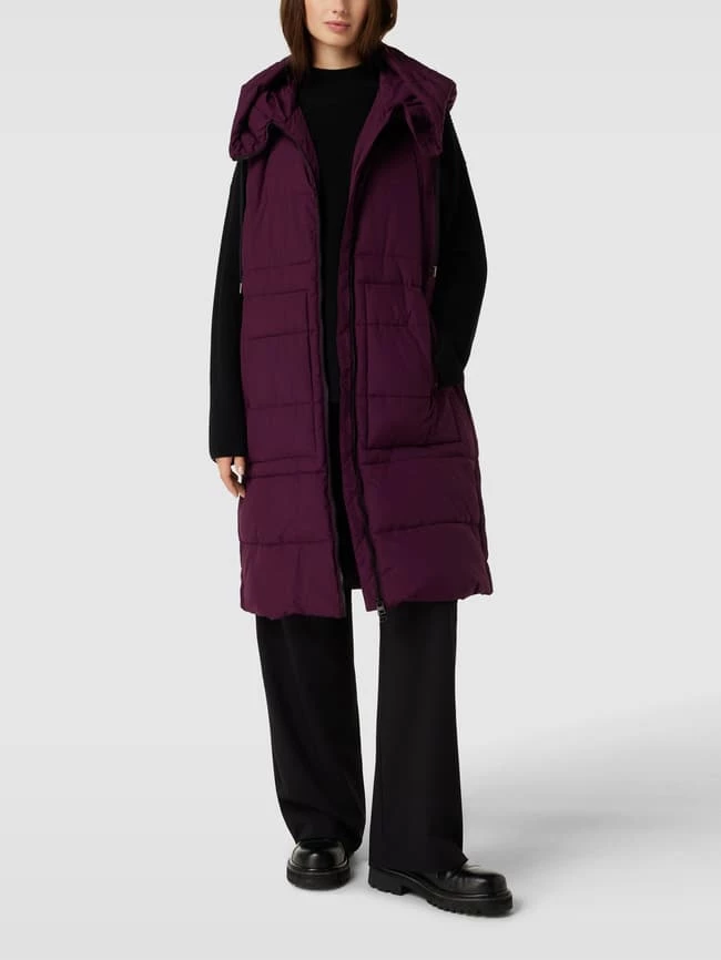 BETTY & CO GREY Steppmantel Mit Kapuze - Bordeaux Rot 6 BETTY & CO GREY Steppmantel Mit Kapuze - Bordeaux Rot – Bild 6