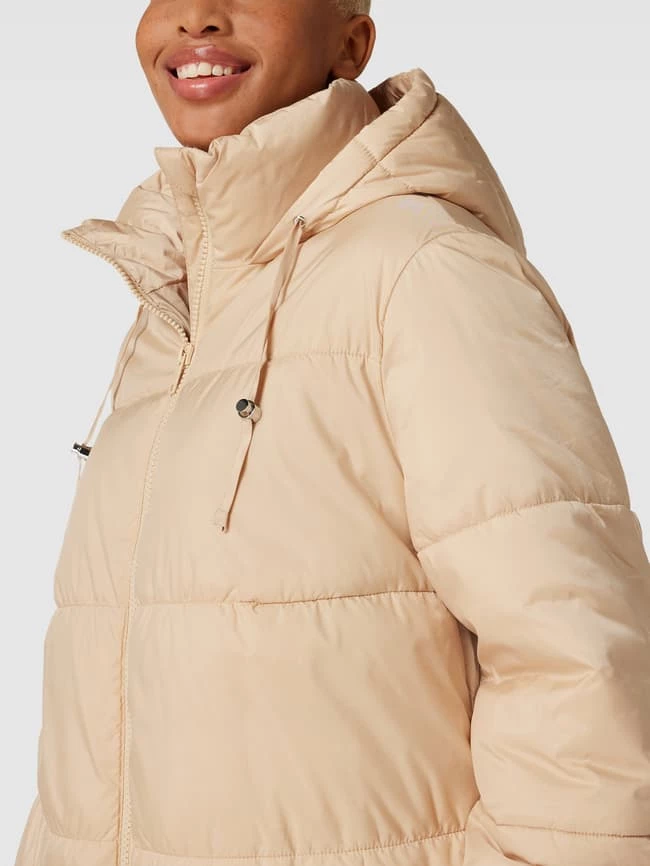 Samoon PLUS SIZE Steppmantel Mit Kapuze - Sand 3 Samoon PLUS SIZE Steppmantel Mit Kapuze - Sand – Bild 3