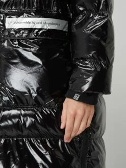 Freaky Nation Steppmantel In Lack-Optik Modell 'Niiza' - Schwarz -WINTERMÄNTEL Verkaufs-Shop 98p46ipl6kq32i9l6spkgh2g6h346iqba0r5ala9a4p4ad1nacpl8j219t7kgkq59d13ih246gr4sca9ago30opj6oq68eb1cgpjachk68s3ee33ccrm6phlcco36p9j6opj8e0