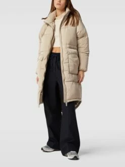 Only Steppmantel Mit Kapuze Modell 'ONLGABI OVERSIZE LONG COAT' - Sand