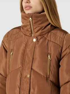 Kaffe Steppmantel Mit Stehkragen - Haselnuss Braun -WINTERMÄNTEL Verkaufs-Shop 9d4laii1857jecilad54sg9l95b4olia74rj2h25a96jedqa6964ekii8p33ihaaa58kckac8914chqb8go62cpl60r62p1o60rj2p9k60rj8e1hc4oj2p1j6os66e9kchi6ac8