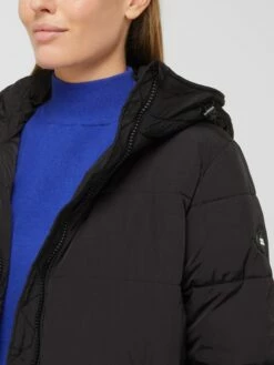 Pepe Jeans Steppmantel Mit Kapuze - Schwarz -WINTERMÄNTEL Verkaufs-Shop 9h8kmgie8p2l4kaj8t5kahphal742jib9534ai2a6h5j8gql614kee2e61akgk9kah3jak1oal95ak1p84o6aohhcgo36pj3c4pjid1kccsmce1h6lhj4o9k74qm2opo75imcco