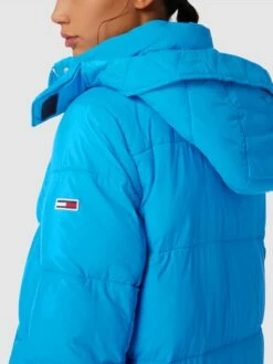 Tommy Jeans Steppmantel Mit Label-Print - Himmelblau -WINTERMÄNTEL Verkaufs-Shop 9l0j6dqga8p4sc1n8gqj8ga38h2kkipk9ta50kqe9d13gkph6pb50iq48ko44hi164o36hac9h9l2i9i88o66or469ijepb66sp66c9k70ojce3260sj8d1i6pi34e9n6go6coo