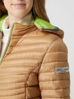 Frieda & Freddies Steppjacke Mit Herausnehmbarer Kapuze - Beige 7 Frieda & Freddies Steppjacke Mit Herausnehmbarer Kapuze - Beige -WINTERMÄNTEL Verkaufs-Shop 9l7lci276l448ia39sp46gaga8r4el2dap7j2ca16t7kej1n9oojekpi8l8jgcaj9d0j4hhh85950e239t3m2chpcko3adpoc5h64dpk6pj34e1m6gp6ae9kcdi3cdj66hhm4d0