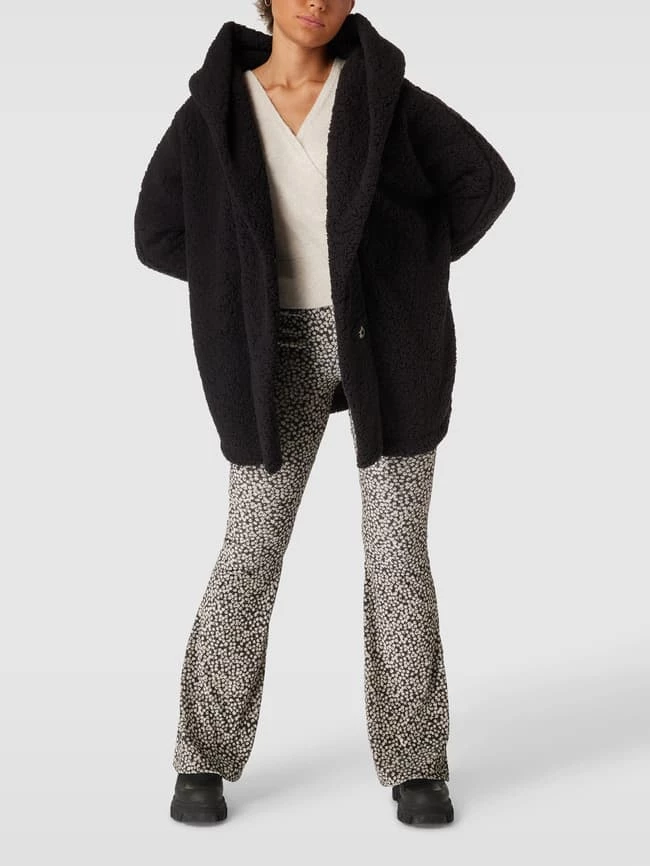 Noisy May Mantel Mit Strukturierter Oberfläche - Schwarz 1 Noisy May Mantel Mit Strukturierter Oberfläche - Schwarz