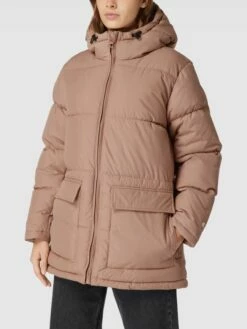 CHAMPION Steppmantel Mit Kapuze - Mittelbraun 8 CHAMPION Steppmantel Mit Kapuze - Mittelbraun -WINTERMÄNTEL Verkaufs-Shop a954uk268h5l8l9p6grkqi1p9p1jai2eah74ui2j994l2gi190slaka18kql6ea39d3kilhm6p84ujida4o38c9p6orm8cb2ckr3go9kcdh3ee9l64pjip1n6hgj8cb274r3eoo