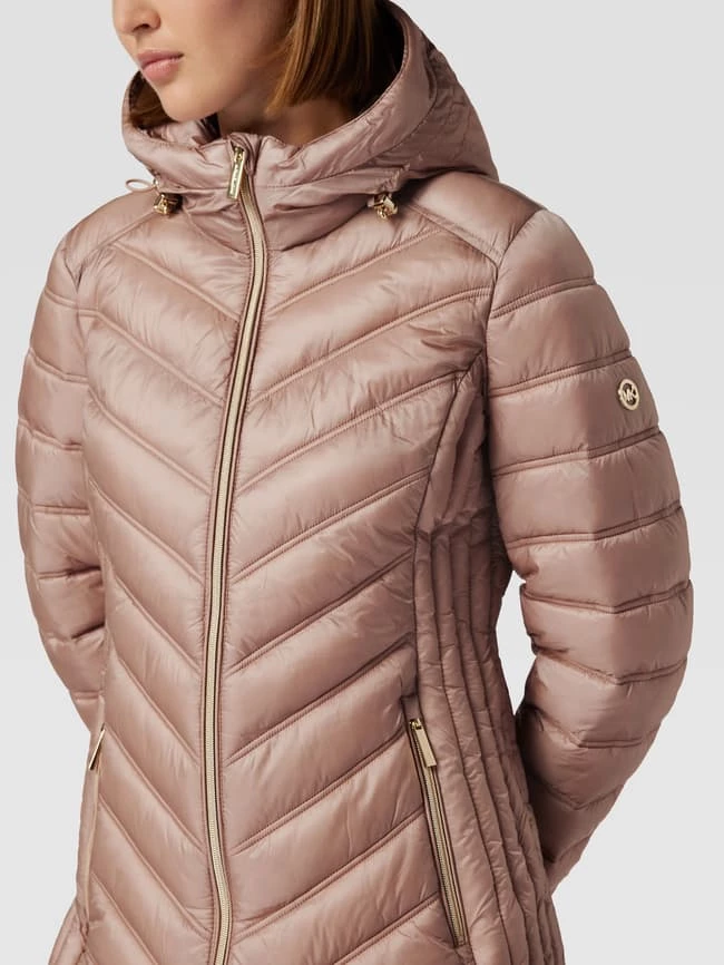 MICHAEL Michael Kors Steppmantel Mit Label-Detail Modell 'LONG' - Beige 3 MICHAEL Michael Kors Steppmantel Mit Label-Detail Modell 'LONG' - Beige – Bild 3