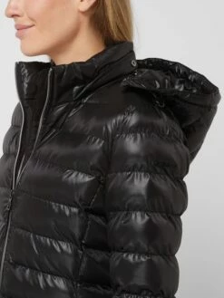 Geox Steppmantel Mit Abnehmbarer Kapuze - Schwarz -WINTERMÄNTEL Verkaufs-Shop acpk8k2j650jidik6h6l4gaca0sj6di990skadif697jcghh75b32iqhal7j0ipka8skqc2cap3koea88h3j4p9j71j3ceb574o3ephk71im6e316os34chn71h34dj56krm4c8