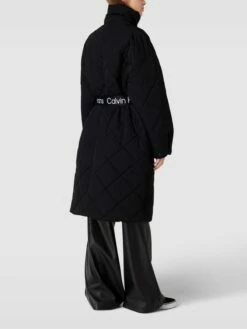 Calvin Klein Jeans Mantel Mit Taillenband Modell 'BELTED' - Schwarz -WINTERMÄNTEL Verkaufs-Shop akoj8jpn8pajehpj6krj4dij8kql4j2j6p5lal2a9p74ugak6kq3ic9o6cokqlaaalajclae9554oda58d3m2cho6gp3ie9k68q6copk64rmce3370sjcdb660sjgp1n70r3ipg